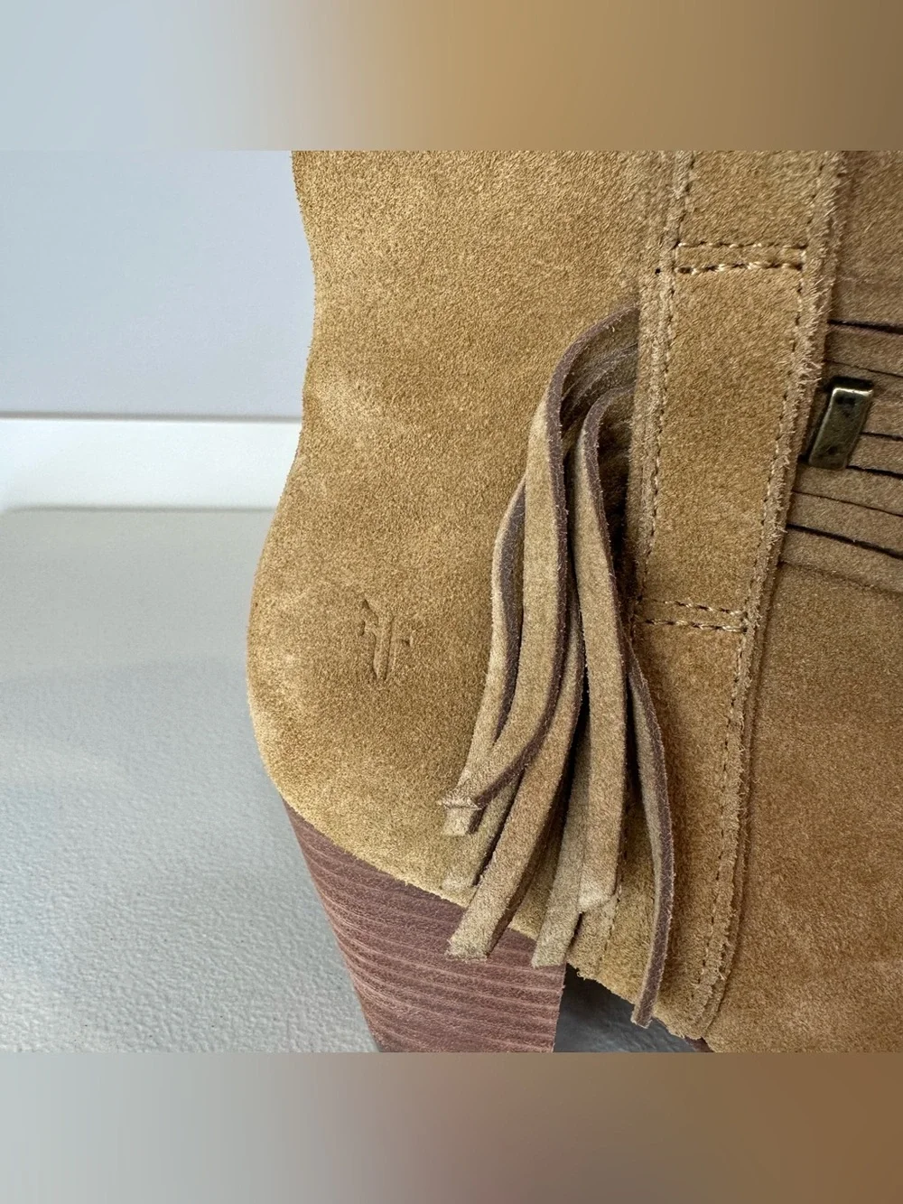 Frye Tan Brown Reed Showdown Stud Fringe Festival Western Cowgirl Booties Size 6